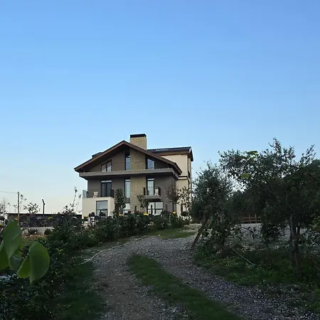 Hotel Toska Farm