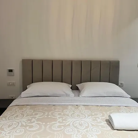Hotel Toska Farm *