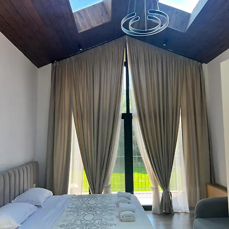 Hotel Toska Farm