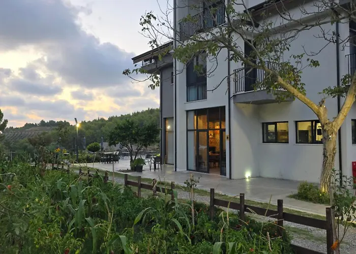 Hotel Toska Farm Meci